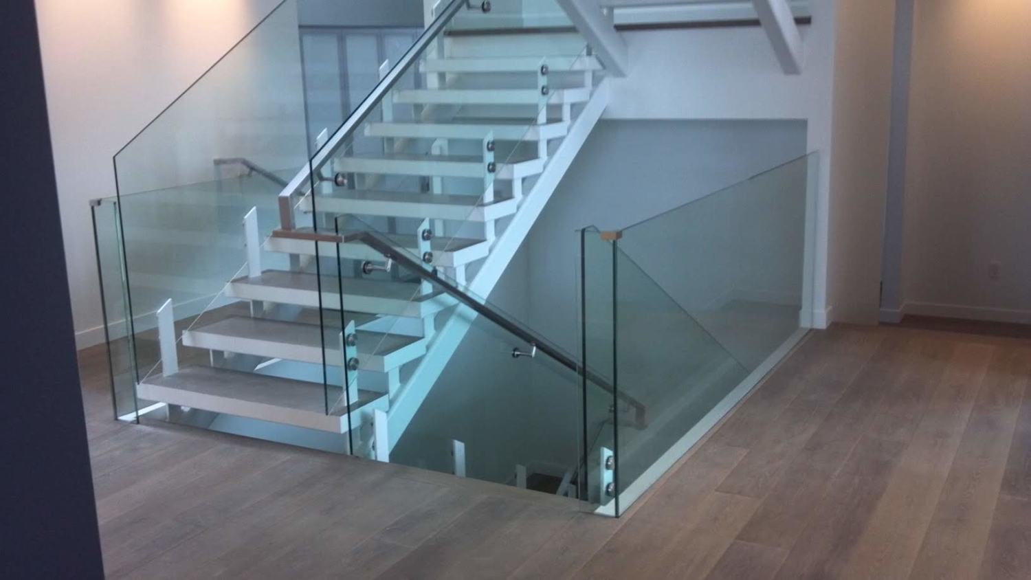 Studio G | Closets & Glass