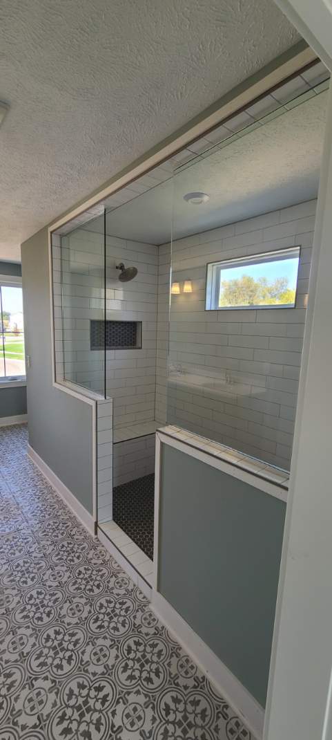 Studio G | Closets & Glass Custom Euro shower door